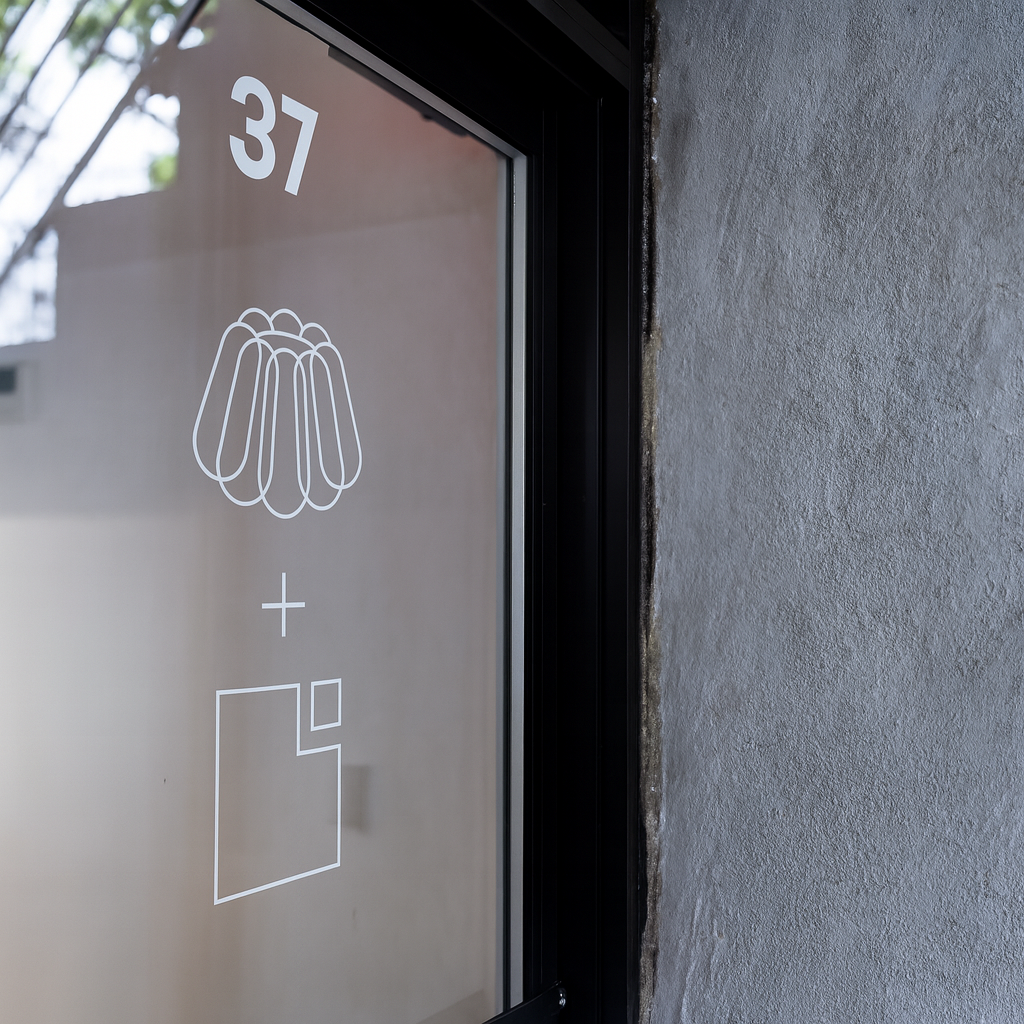 CSM Gallery NYC interior (sample)